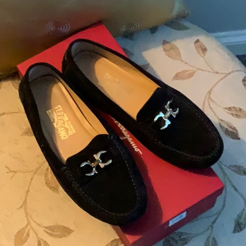 Woman’s moccasin
